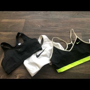 Nike Sportsbras